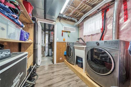 2970 Lakeshore Road, Dunnville, ON - Indoor Photo Showing Laundry Room