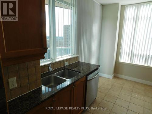 1103 - 90 Absolute Avenue, Mississauga, ON - Indoor Photo Showing Kitchen With Double Sink