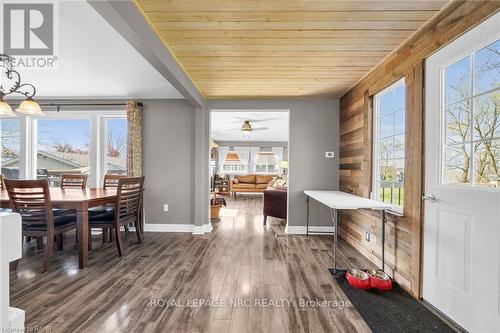 2970 Lakeshore Road, Haldimand, ON - Indoor Photo Showing Dining Room