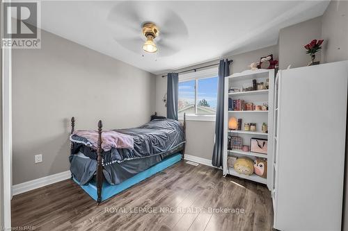 2970 Lakeshore Road, Haldimand, ON - Indoor Photo Showing Bedroom