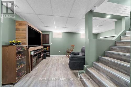 2970 Lakeshore Road, Haldimand, ON - Indoor Photo Showing Basement