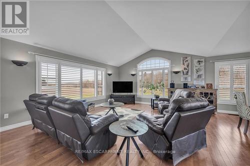 50 - 626 Haldimand Road, Haldimand, ON - Indoor Photo Showing Living Room