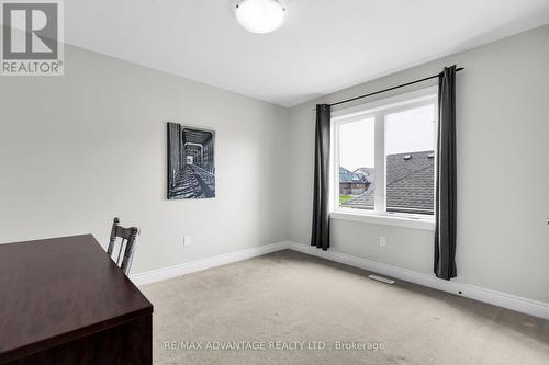 56 Blue Heron Drive, Middlesex Centre, ON - Indoor Photo Showing Other Room