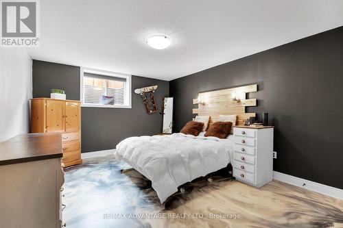56 Blue Heron Drive, Middlesex Centre, ON - Indoor Photo Showing Bedroom