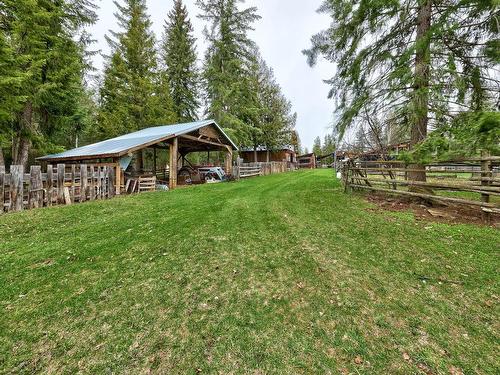 3512 Barriere Lakes Rd, Barriere, BC - Outdoor