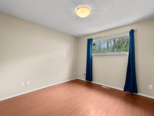 3413 Bank Road, Kamloops, BC - Indoor Photo Showing Other Room