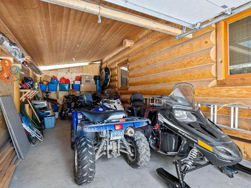 4810 Pine Ridge Way, Logan Lake, BC - Indoor Photo Showing Garage