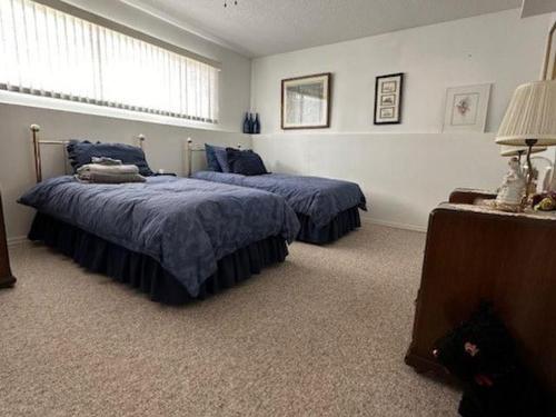 2300 Langley Street, Merritt, BC - Indoor Photo Showing Bedroom