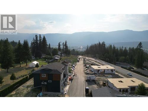 981 12 Street Se Unit# 26, Salmon Arm, BC - Outdoor With View