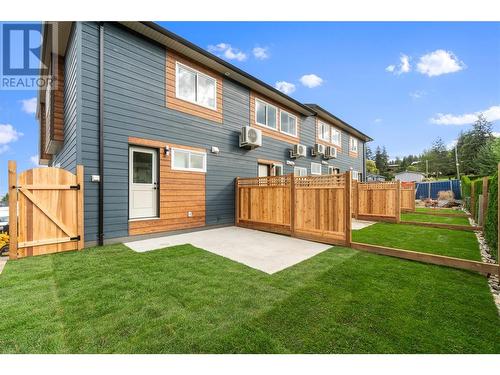 981 12 Street Se Unit# 26, Salmon Arm, BC - Outdoor