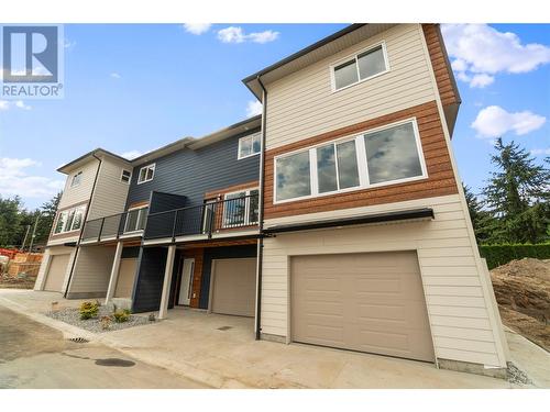 981 12 Street Se Unit# 26, Salmon Arm, BC - Outdoor With Deck Patio Veranda