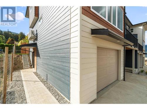 981 12 Street Se Unit# 26, Salmon Arm, BC - Outdoor With Exterior