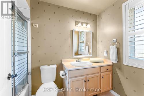 22 Sikorski Avenue, St. Catharines, ON - Indoor Photo Showing Bathroom