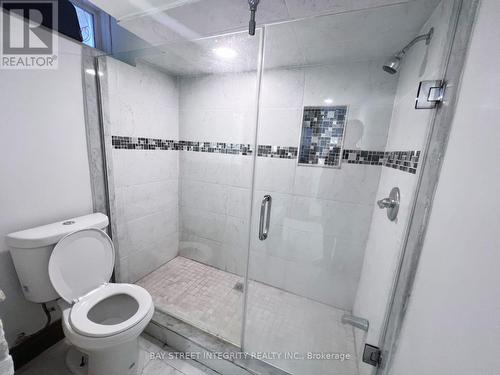 Bsmt - 220 Sixteen Mile Drive, Oakville, ON - Indoor Photo Showing Bathroom