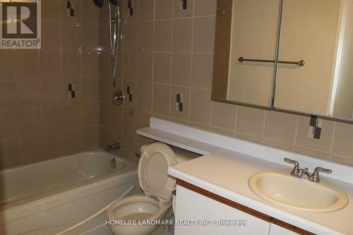 410 - 30 Thunder Grove, Toronto, ON - Indoor Photo Showing Bathroom