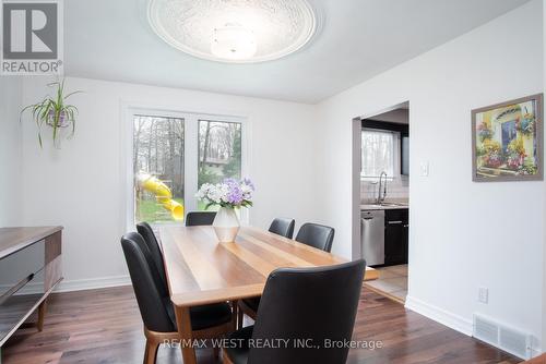 350 Thorncrest Drive, Waterloo, ON - Indoor Photo Showing Dining Room