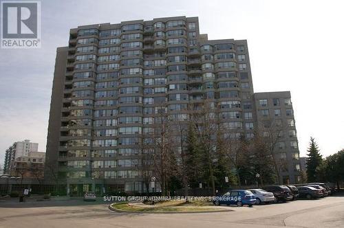 602 - 7 Townsgate Drive, Vaughan, ON - Outdoor With Facade