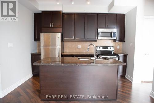 320 - 2396 Major Mackenzie Drive, Vaughan, ON - Indoor Photo Showing Kitchen With Stainless Steel Kitchen