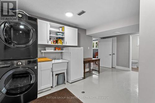 7941 10 Sideroad, Innisfil, ON - Indoor Photo Showing Laundry Room