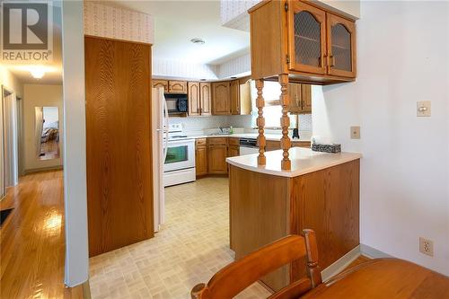 23 Church Avenue, Iroquois, ON - Indoor Photo Showing Kitchen