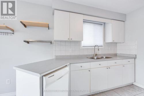 874 Shelborne Street, London, ON - Indoor Photo Showing Kitchen With Double Sink