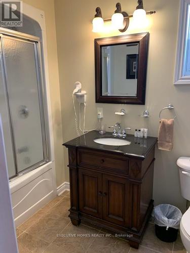 111-8 - 1052 Rat Bay Road, Lake Of Bays, ON - Indoor Photo Showing Bathroom