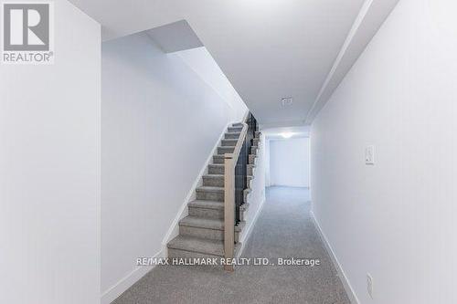 68 Covington Crescent, Whitchurch-Stouffville, ON - Indoor Photo Showing Other Room