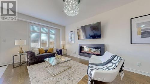 329 Silk Twist Drive, East Gwillimbury, ON - Indoor Photo Showing Living Room With Fireplace