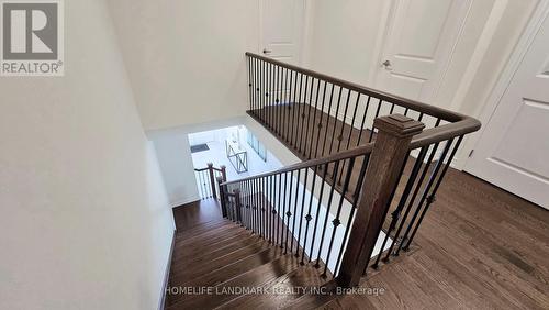 329 Silk Twist Drive, East Gwillimbury, ON - Indoor Photo Showing Other Room