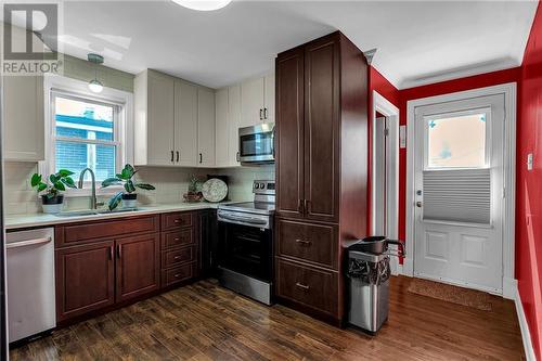 217 Anthony Street, Cornwall, ON - Indoor Photo Showing Kitchen