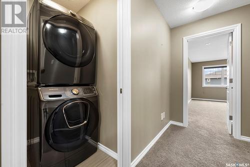 254 4002 Sandhill Crescent, Regina, SK - Indoor Photo Showing Laundry Room