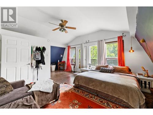 426 Aspen Road, Riondel, BC - Indoor Photo Showing Bedroom