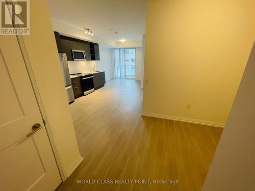 1114 - 50 Dunfield Avenue, Toronto, ON - Indoor Photo Showing Other Room