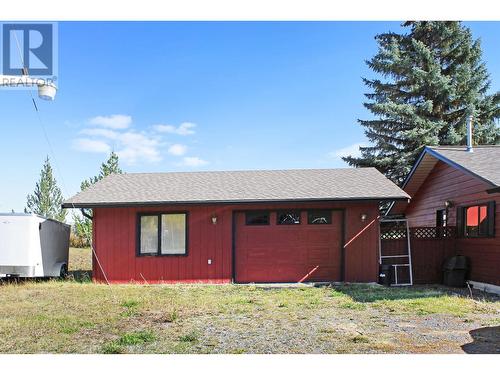 5411 Kennedy Road, 100 Mile House, BC - Outdoor With Exterior