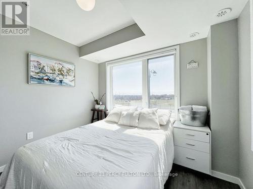 512 - 1711 Pure Springs Boulevard, Pickering, ON - Indoor Photo Showing Bedroom