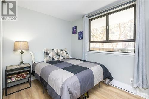 470 Laurier Avenue W Unit#205, Ottawa, ON - Indoor Photo Showing Bedroom