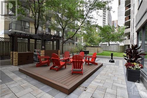 470 Laurier Avenue W Unit#205, Ottawa, ON - Outdoor With Deck Patio Veranda