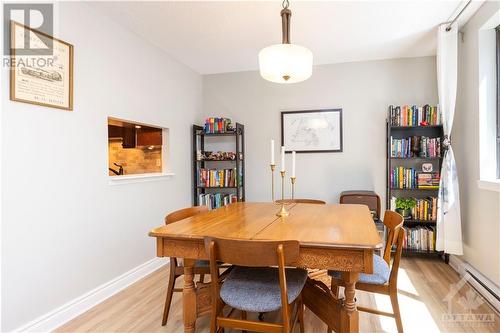 470 Laurier Avenue W Unit#205, Ottawa, ON - Indoor Photo Showing Dining Room
