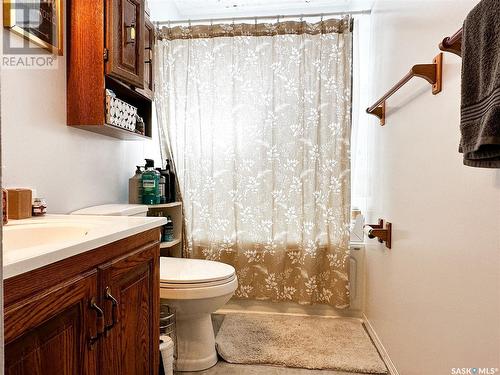 1772 Trudeau Street, North Battleford, SK - Indoor Photo Showing Bathroom