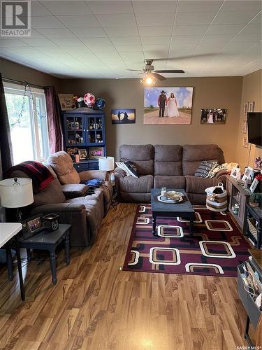 336 Ash Street, Porcupine Plain, SK - Indoor Photo Showing Living Room