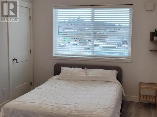 401-7175 Duncan Street, Powell River, BC - Indoor Photo Showing Bedroom