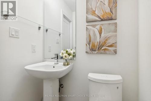 3 - 52 Holmes Avenue, Toronto, ON - Indoor Photo Showing Bathroom