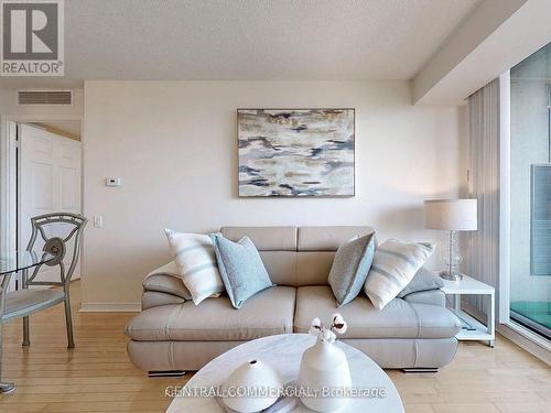 2108 - 8 Hillcrest Avenue, Toronto, ON - Indoor Photo Showing Living Room