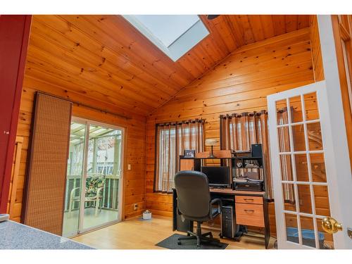 1189 Columbia Avenue, Trail, BC - Indoor Photo Showing Office