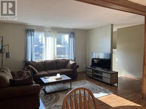 74 Ootsa Place, Fraser Lake, BC - Indoor Photo Showing Living Room