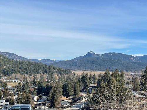 2220 Mountain View Avenue, Lumby, BC - Outdoor With View