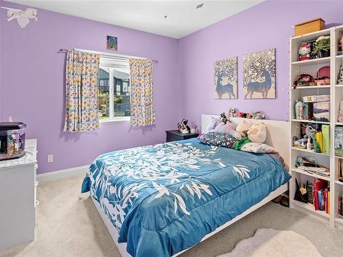 6823 Marsden Rd, Sooke, BC - Indoor Photo Showing Bedroom