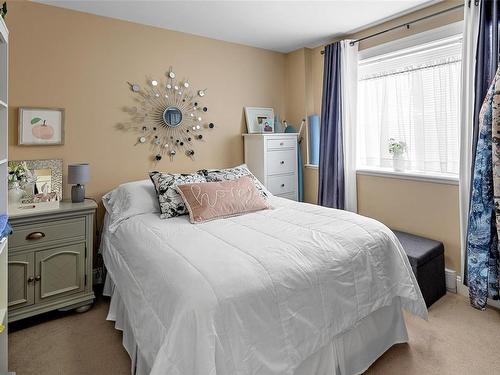 6823 Marsden Rd, Sooke, BC - Indoor Photo Showing Bedroom