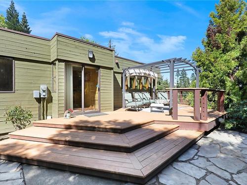 2340 Spring Rd, Campbell River, BC - Outdoor With Deck Patio Veranda With Exterior