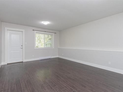154 Cowling Pl, Nanaimo, BC - Indoor Photo Showing Other Room